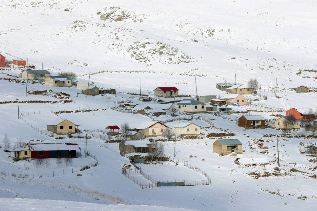 Trabzon'un yüksek kesimleri beyaz örtüyle kaplandı - Resim: 9